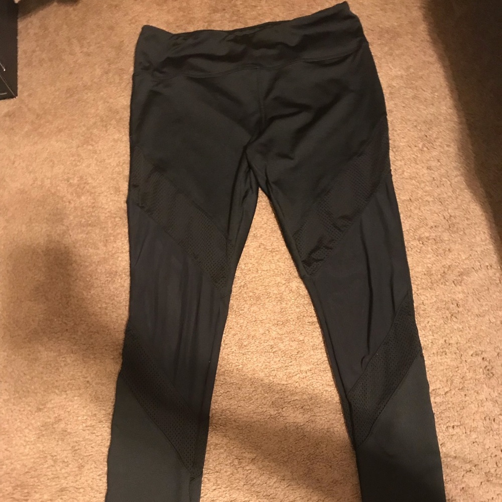 Black leggings